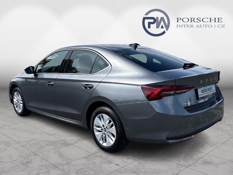 Škoda Octavia 1.5 TSI DSG Top Selection mHEV - fotka 8 z 30