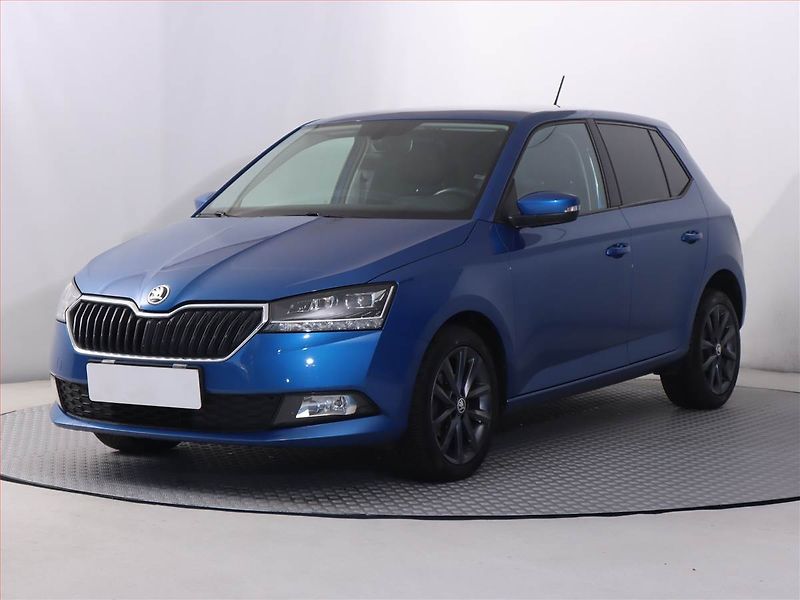 Škoda Fabia (2019) Ambition 1.0 TSI, Serv.kniha - fotka 2 z 20