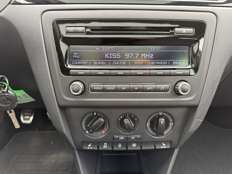 Škoda Rapid 1,6TDI 77kW Po Rozvodech - fotka 18 z 23