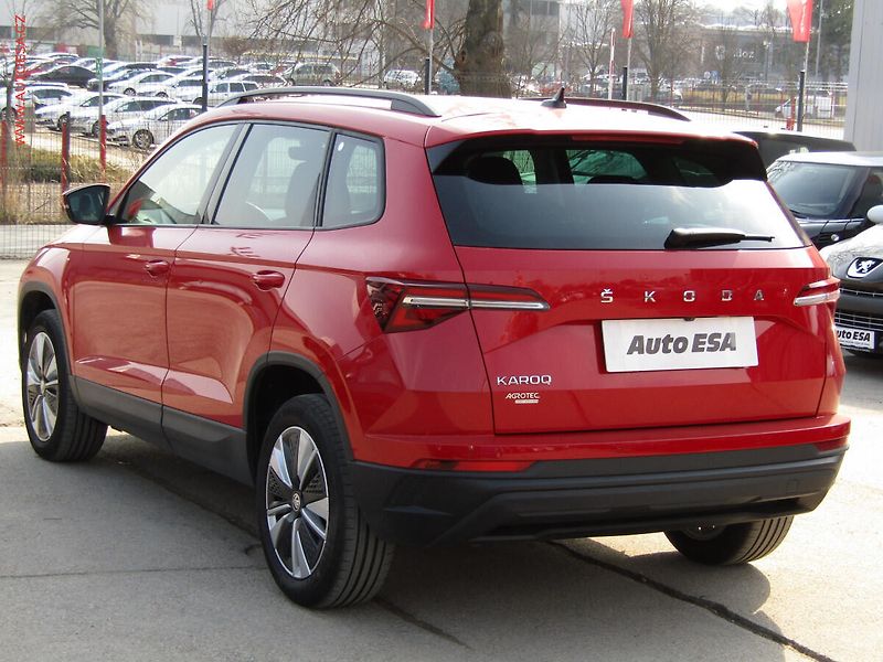 Škoda Karoq (2022) 1.5 TSi, 1.maj,ČR, DSG, navi - fotka 6 z 23