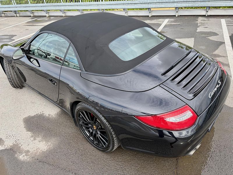 Porsche 911 (2008) S Cabrio 3.8 PDK 997.2 SportCh - fotka 65 z 67