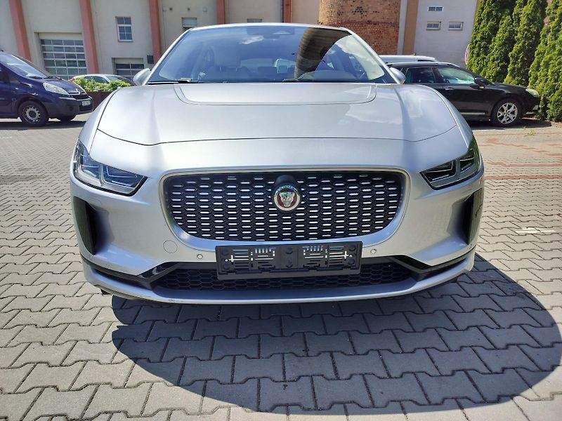 Jaguar I-Pace EV400 AWD HSE, navi, kůže     - fotka 2 z 36