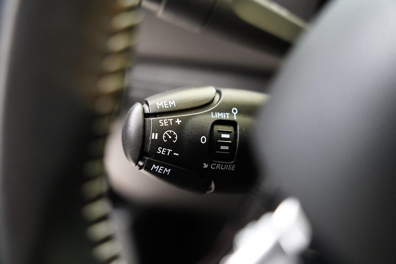 Peugeot 308 - fotka 15 z 28