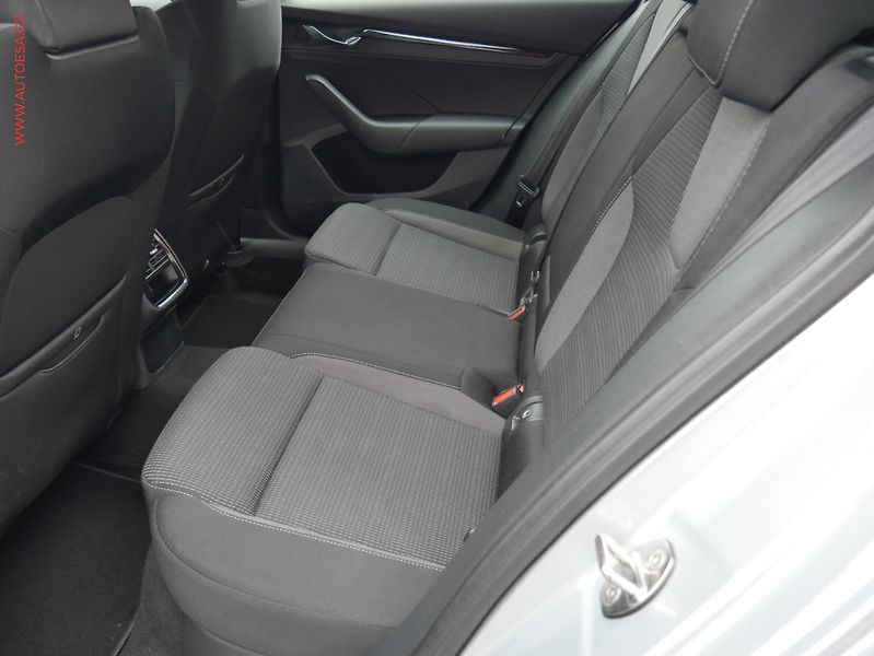 Škoda Octavia (2020) 2.0 TDI, ČR, Ambition, LED - fotka 10 z 21
