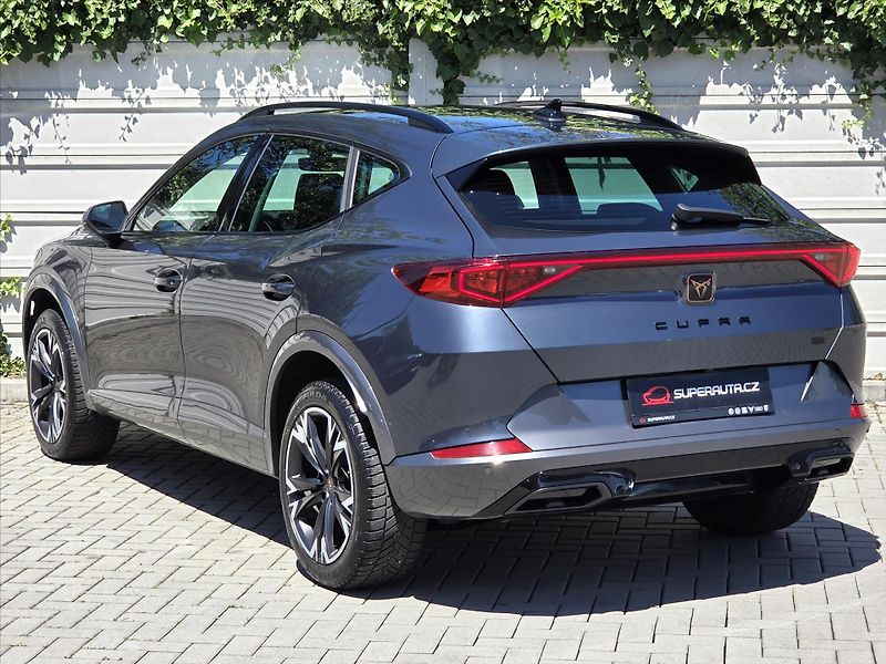 Cupra Formentor 1,5 TSi DSG Tažné Záruka2029 Č - fotka 4 z 25