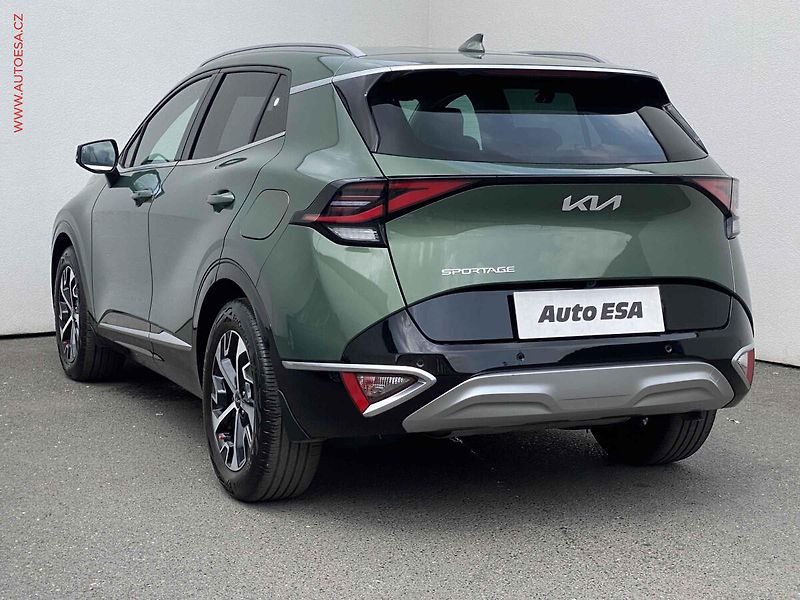Kia Sportage (2023) 1.6 T-GDi, 1.maj,ČR, TOP - fotka 6 z 21