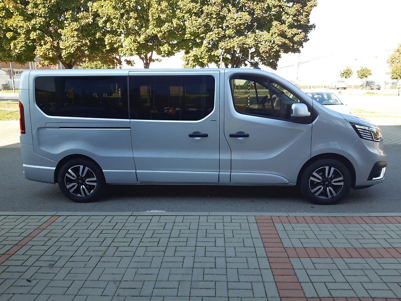 Renault Trafic (2025) L2 SpaceClass Blue dCi 170 EAG - fotka 3 z 25