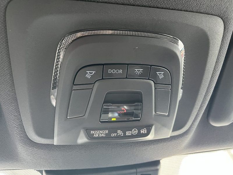 Toyota C-HR 1.8L HEV Comfort - fotka 24 z 27