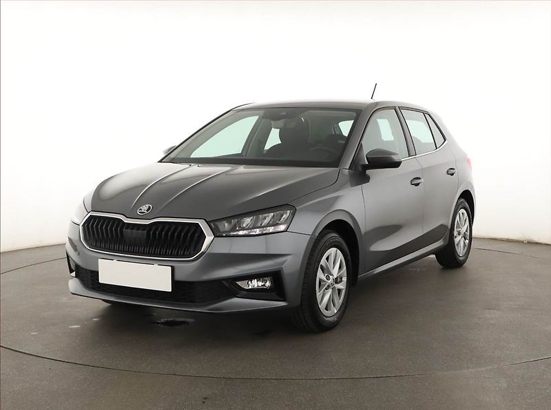 Škoda Fabia (2022) Style 1.0 TSI, ČR,1.maj - fotka 2 z 14