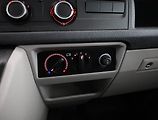 Volkswagen Transporter (2016) 2.0 TDI, Bus, 8Míst, ČR - náhled 10