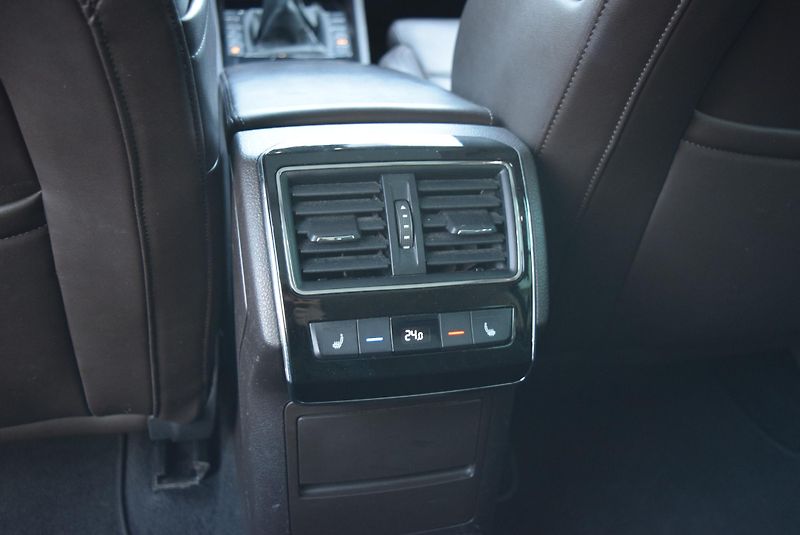 Škoda Superb (2017) 2.0TDI 110kw 4x4 L&K PAN TAŽNÉ - fotka 18 z 50