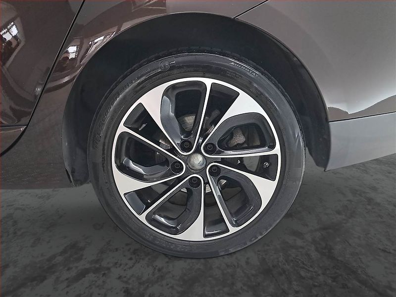 Renault Mégane (2016) Bose 1.5 dCi, Automat - fotka 15 z 20