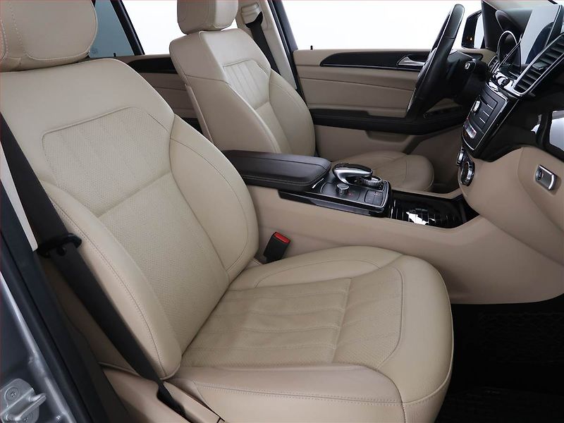 Mercedes-Benz GLE (2016) 350 d - fotka 9 z 22