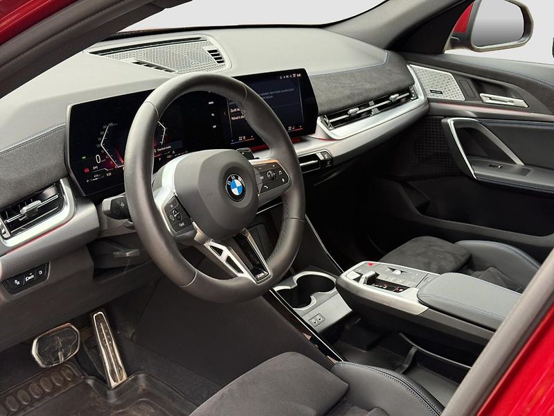 BMW X2 sDrive20i - fotka 8 z 23