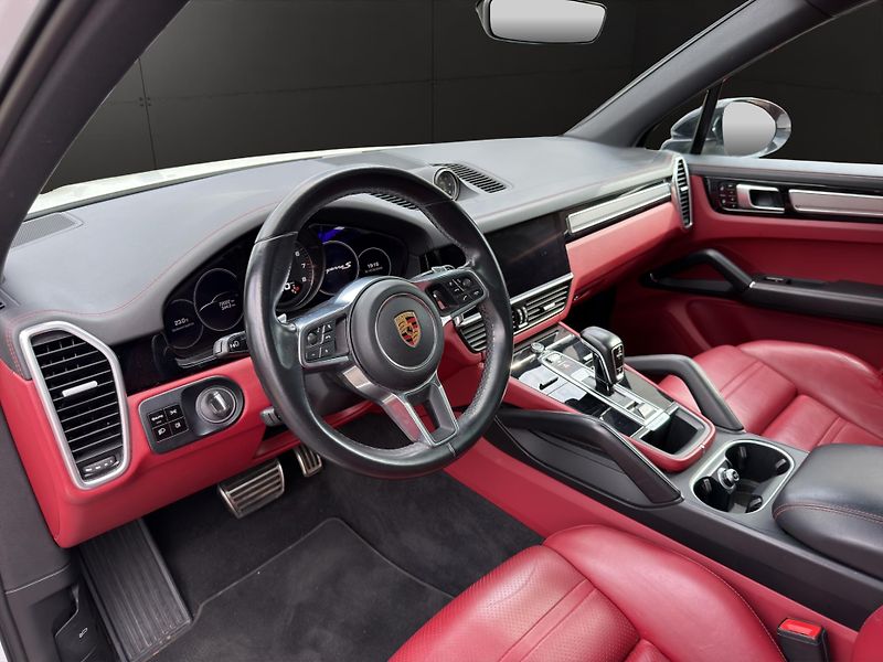 Porsche Cayenne (2019) CAYENNE S 324KW METRIX PANORAM - fotka 10 z 27