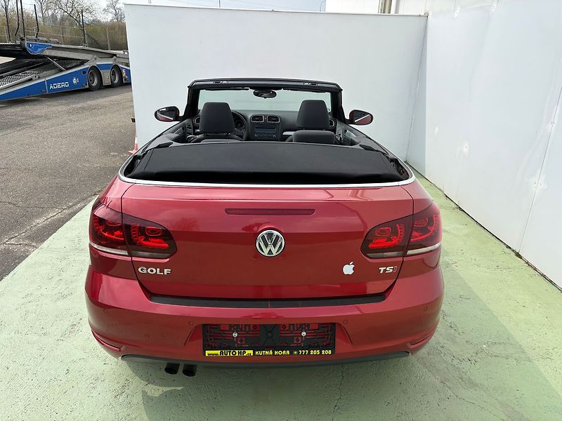 Volkswagen Golf 1.4TSI, 90kW, Kabrio - fotka 5 z 31