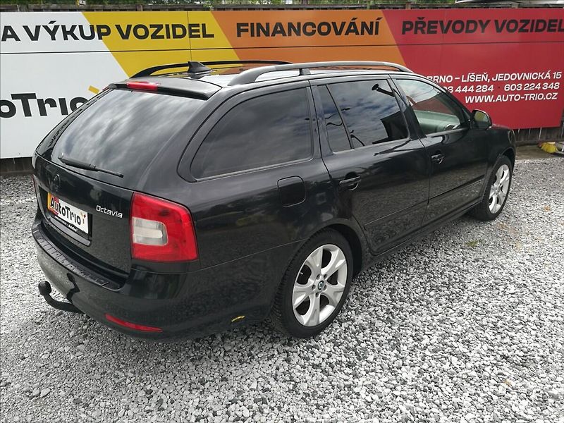 Škoda Octavia 1,2 TSI LPG kombi Elegance - fotka 3 z 22