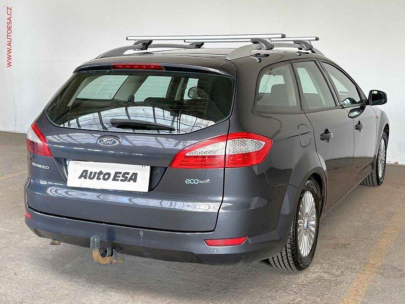 Ford Mondeo (2009) 2.0TDCi, 2.maj, Klima - fotka 4 z 15
