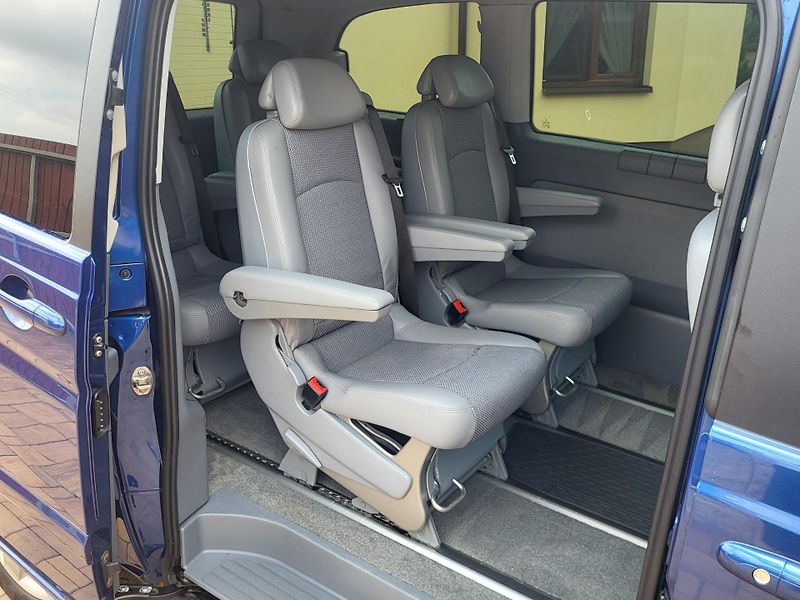 Mercedes-Benz Viano (2006) 2.2CDi 110kW 6-MÍST*PO SERVISU - fotka 23 z 35