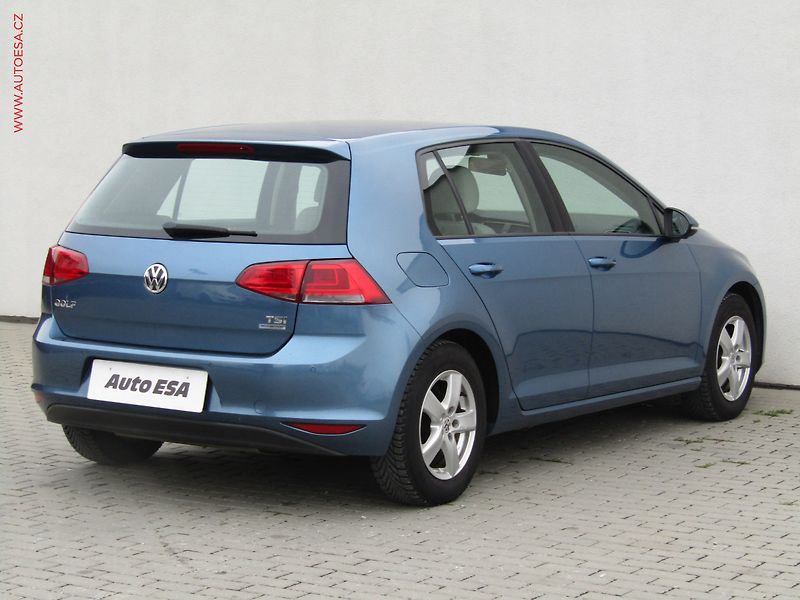 Volkswagen Golf (2013) 1.2 TSi, AC, park.asist - fotka 4 z 16