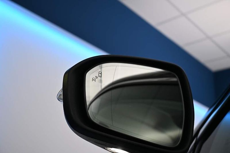 Ford Mondeo (2022) 2.0 LED SONY ACC Tažné Kamera - fotka 31 z 38