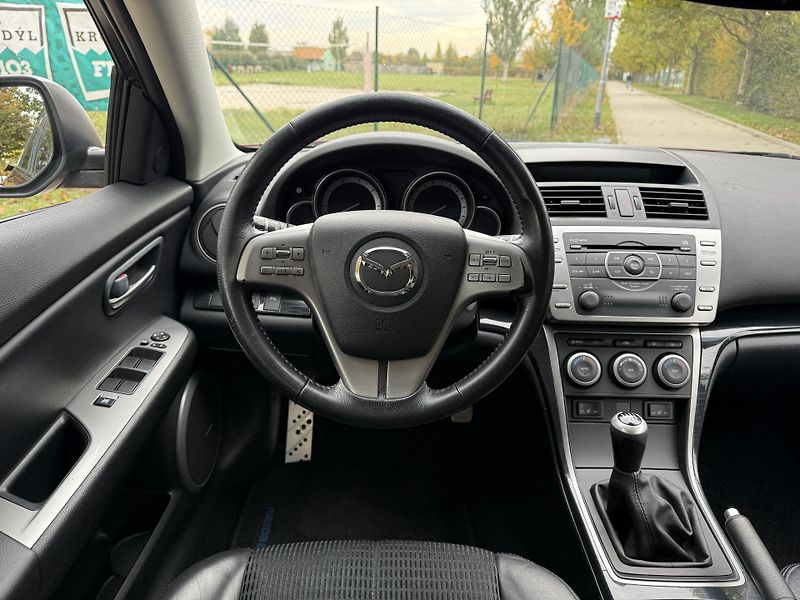 Mazda 6 2.5 Dynamic - fotka 28 z 34