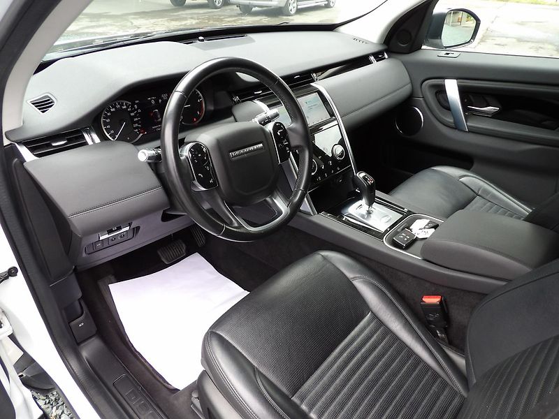 Land Rover Discovery Sport D150 S AWD A/T 7míst Tažné DPH - fotka 21 z 35