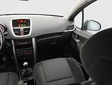 Peugeot 207 (2007) 1.6 HDi, po STK, oblíbený vůz - náhled 8