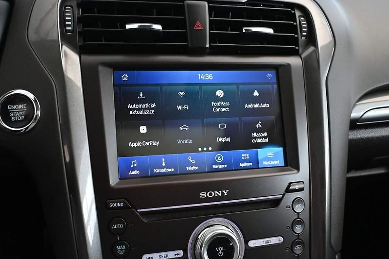 Ford Mondeo (2021) 2.0 140 KW LED SONY Titanium T - fotka 17 z 39