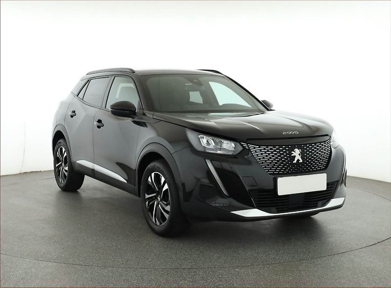 Peugeot 2008 (2023) 1.2 PureTech, ČR,1.maj - fotografie inzerátu