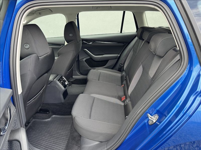 Škoda Octavia 2,0 TDI 85kW DPH 1.maj původČR - fotka 20 z 50
