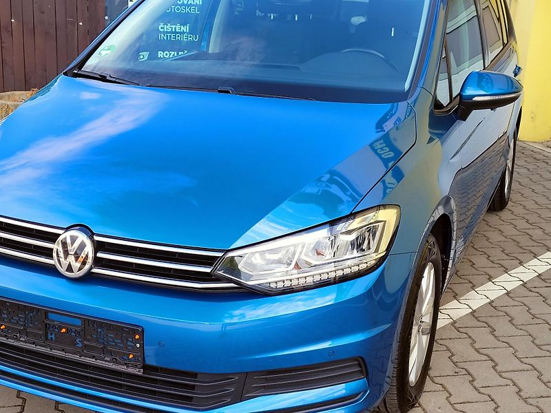 Volkswagen Touran TSi *CEBIA* 1.maj              - fotka 3 z 45