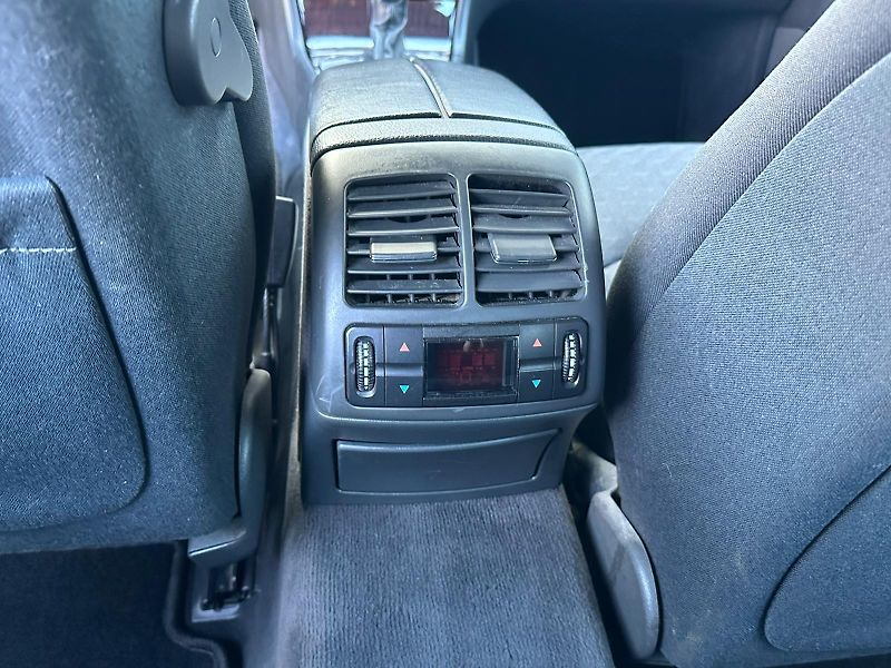 Mercedes-Benz Třídy E (2004) E320CDi,150KW, VYHŘ.SED.,TEMP. - fotka 11 z 24