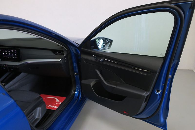 Škoda Octavia (2024) NOVÁ 2,0 TDI 110kW 7DSG Fresh+ - fotka 36 z 50