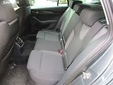 Škoda Octavia 1,5TSI-110KW + STK ČR - náhled 16