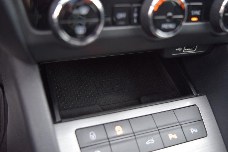 Škoda Octavia (2020) 2.0TDI 110kwSOLEIL VIRTUAL KAM - fotka 24 z 48