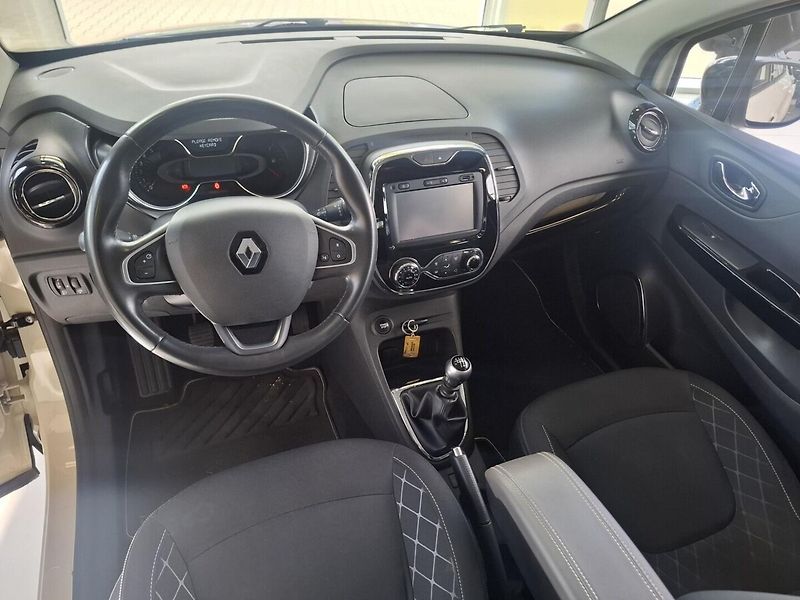 Renault Captur 1.2TCE 87KW 2017 - fotka 7 z 9