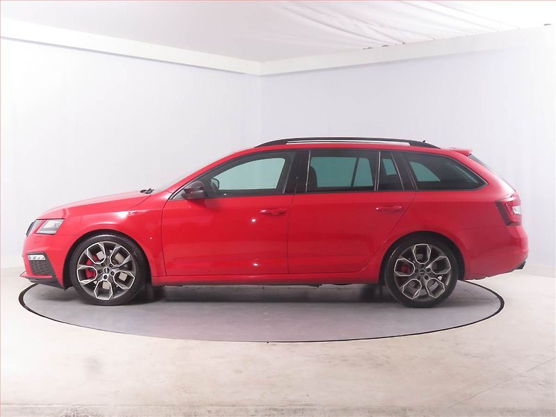 Škoda Octavia (2018) RS 2.0 TSI - fotka 3 z 17