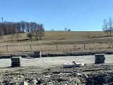 Stavba D3 u Dolního Dvořiště s novou silnicí k Rybníku.