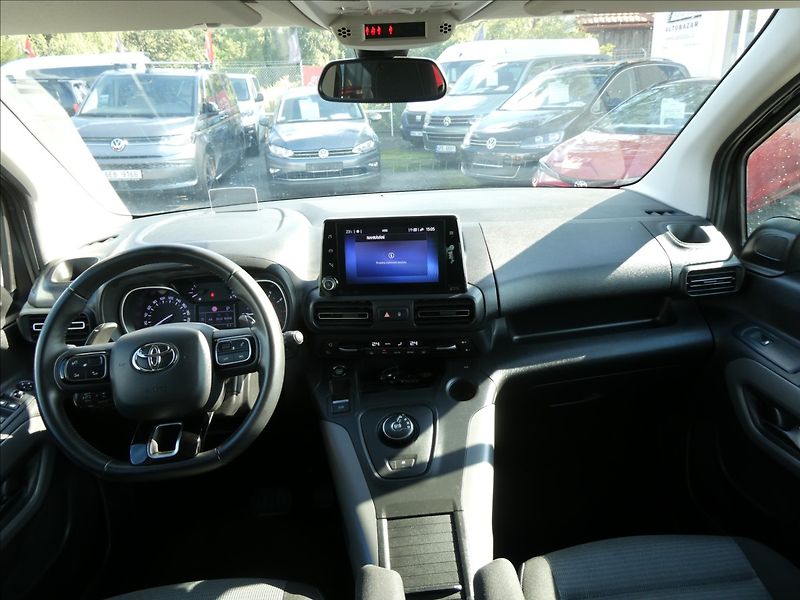 Toyota ProAce City Verso 1,2 T 96kW Long 7.míst,AT8,ČR - fotka 31 z 44