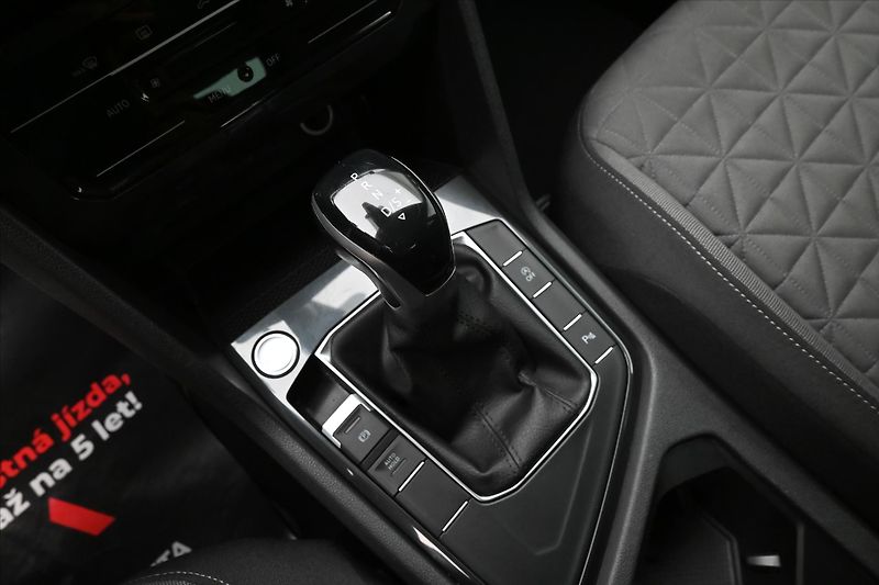 Volkswagen Tiguan 2,0 TDI 110 kW DSG Life Záruka - fotka 23 z 31