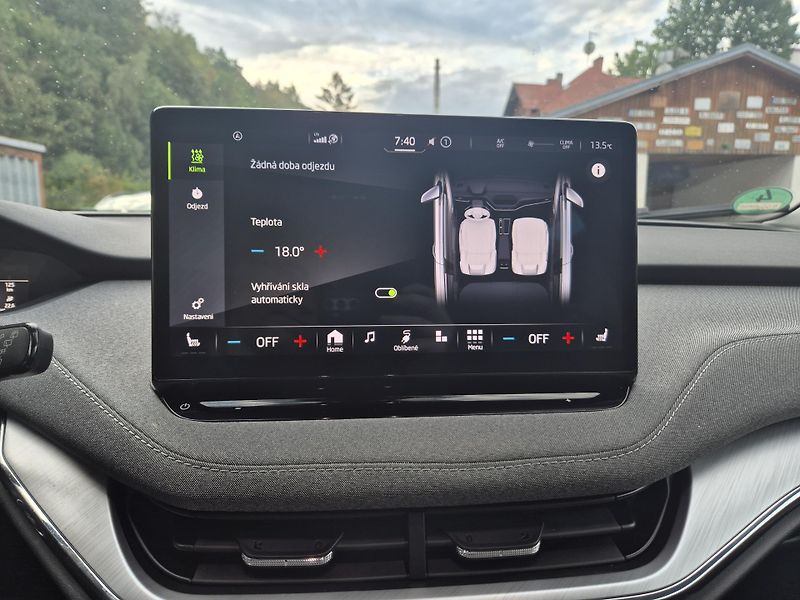Škoda Enyaq 150kw, iV80 19ALU SOH 90% - fotka 28 z 44