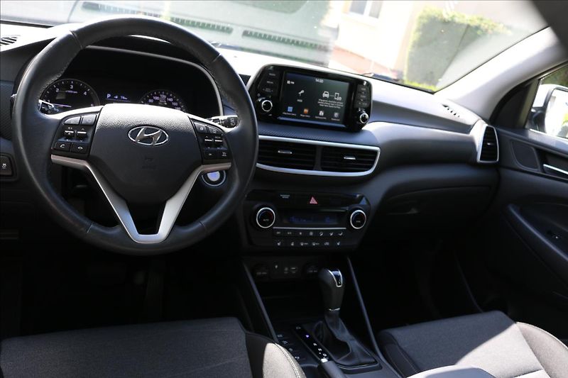 Hyundai Tucson 1,6 ČR,4x4, Automat - fotka 18 z 53