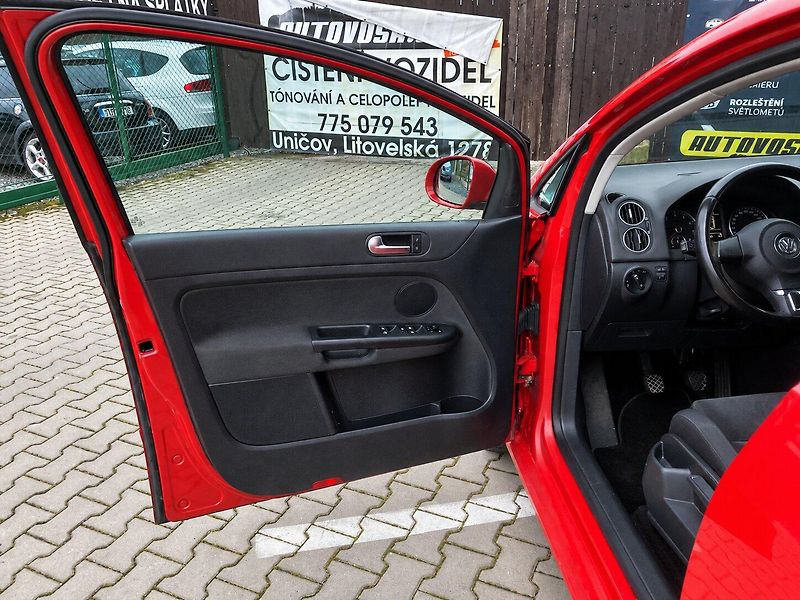 Volkswagen Golf Plus 1,4 TSi (90kW)*STK DO 10/2028* - fotka 16 z 18