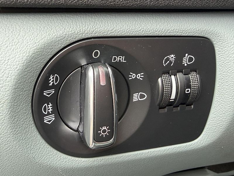 Audi A3 2.0 TDi, 103kw, S-Line - fotka 15 z 25