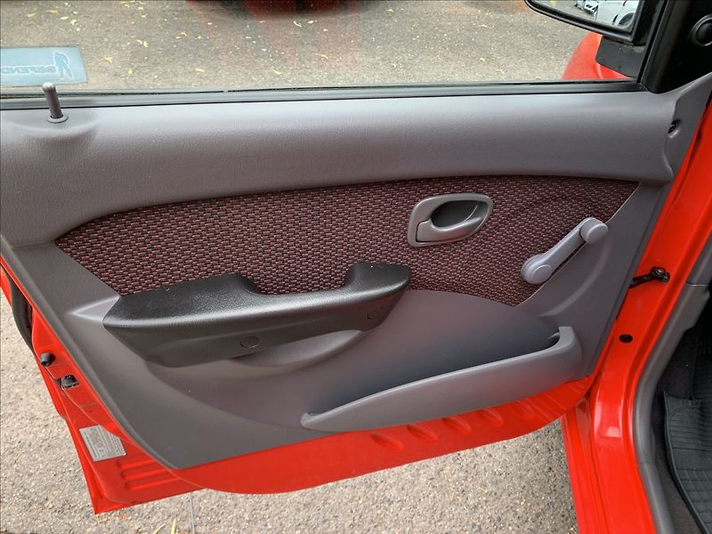 Hyundai Atos 1,1 i,ČR,1.MAJ - fotka 9 z 16