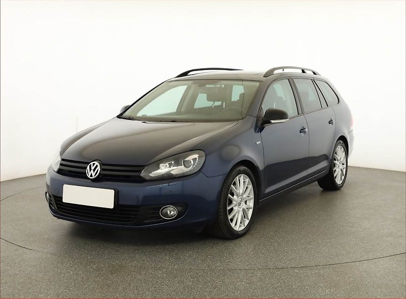 Volkswagen Golf (2013) 1.4 TSI, Serv.kniha, Xenony - fotka 2 z 20