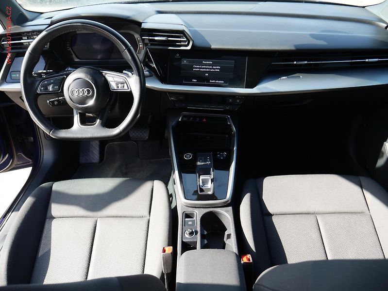 Audi A3 (2022) 1.5 TFSi, AT, STK11/27 - fotka 7 z 20