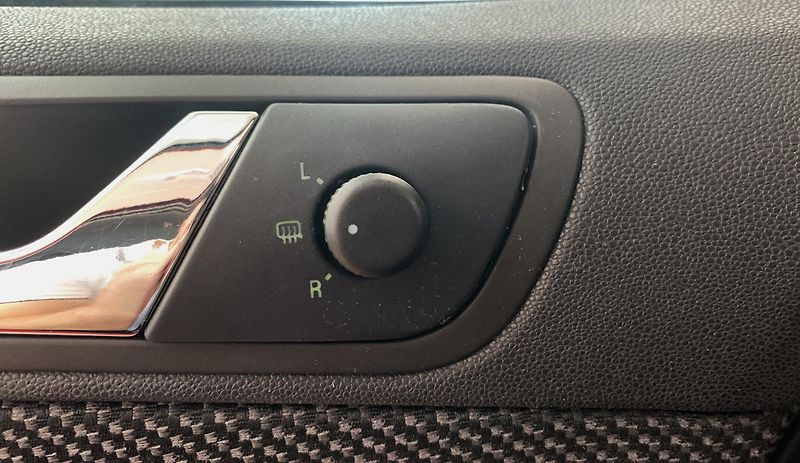 Škoda Fabia 1.2 HTP, ČR - fotka 17 z 21