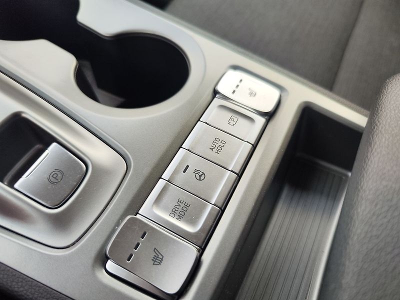 Hyundai Kona EV/150kW 64kWh Style AT - fotka 26 z 35